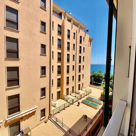 Hotel Alba Chiara Finale Ligure Kültér fotó