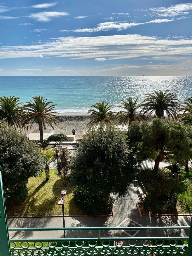 Hotel Alba Chiara Finale Ligure Kültér fotó
