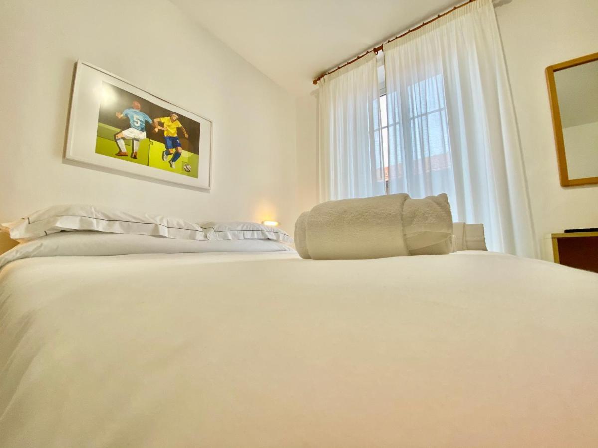 Hotel Alba Chiara Finale Ligure Kültér fotó