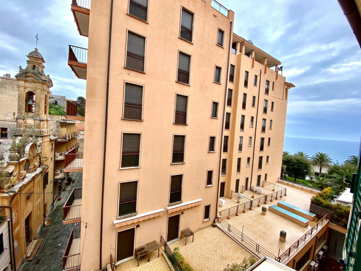 Hotel Alba Chiara Finale Ligure Kültér fotó